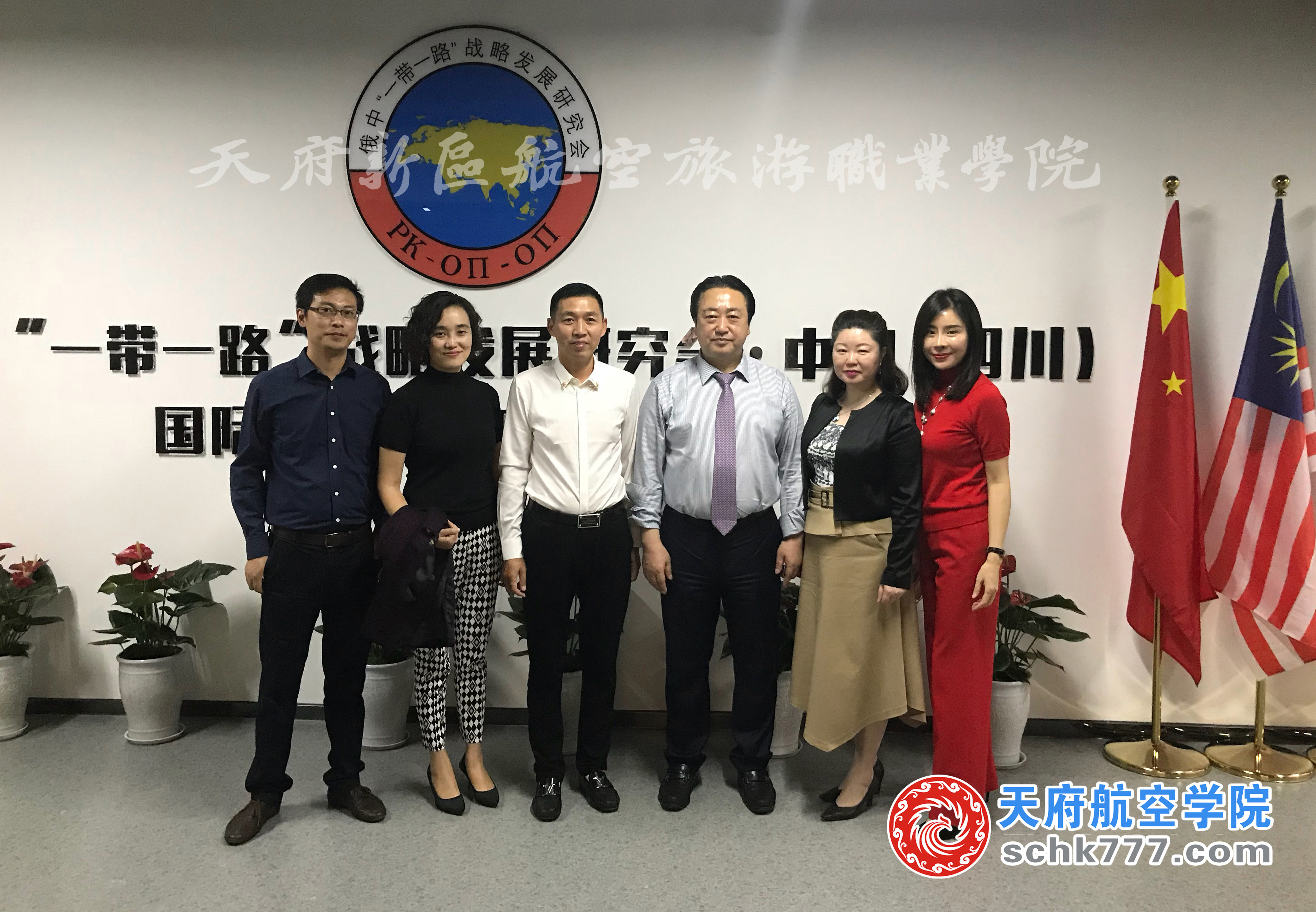 辜院會見俄中一帶一路戰(zhàn)略發(fā)展研究會主席，杰出華僑陳志剛主席 (1)_副本.jpg